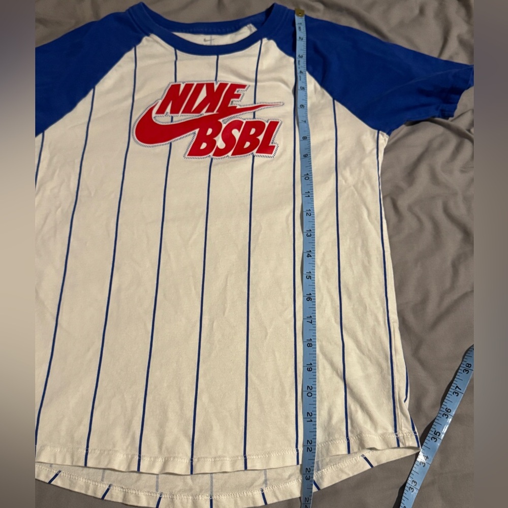 3/$10 Nike Blue and White Short Sleeve Baseball Tee - Picture 4 of 6